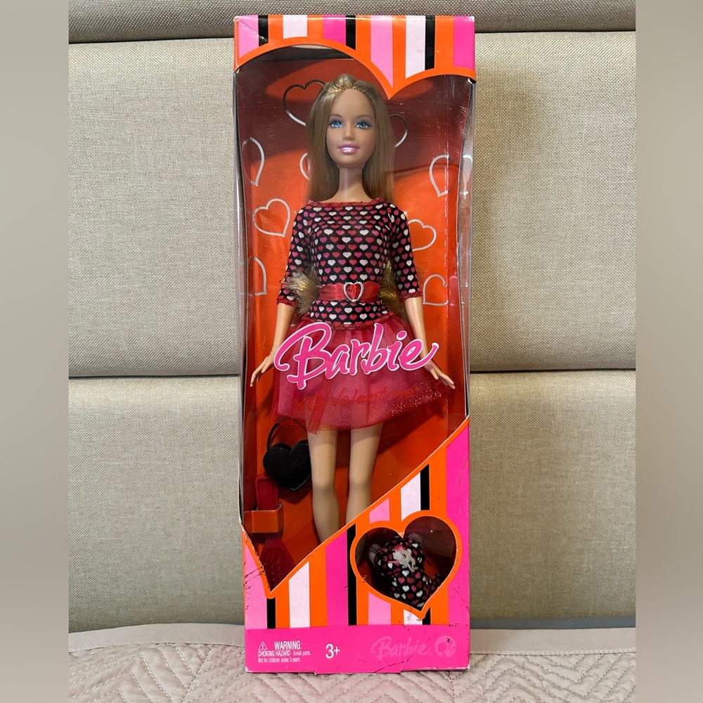 Barbie Doll XO Valentine 2007 Mattel With Cat